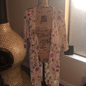 Lularoe Brand New Shirley Size M